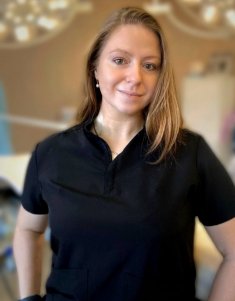 Джакибекова Надежда Сергеевна Врач-хирург<br />вторая категория