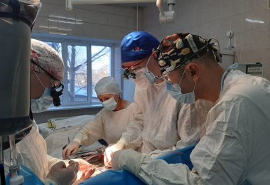 Кардиохирурги ГУЗ «ККБ» провели сложную операцию и спасли жизнь молодой пациентки